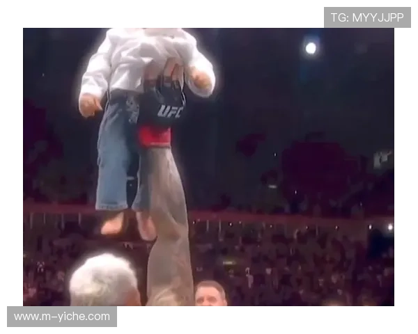 奥利维拉降服加姆罗特，赛后叫阵霍洛威争夺BMF冠军