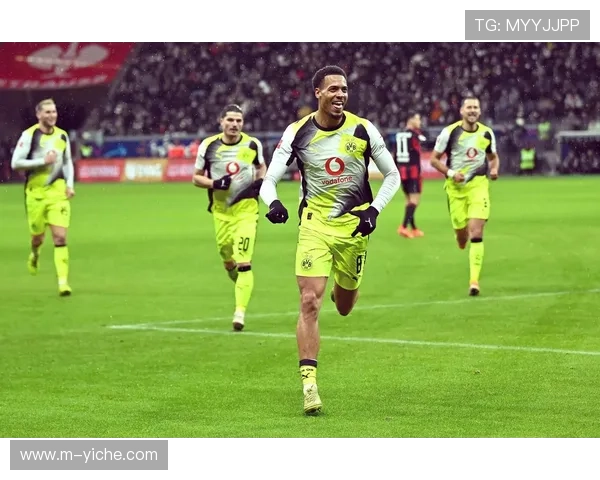 法兰克福与多特蒙德对攻，六粒进球引爆德甲下半程揭幕战